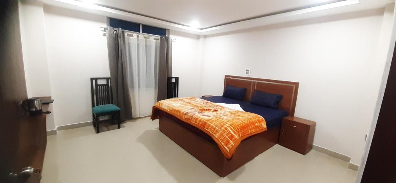 Hilsan Residency And Hotel Bomdila Esterno foto