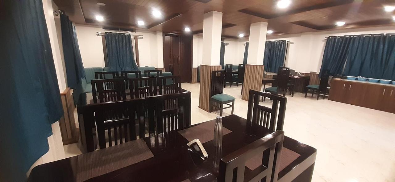 Hilsan Residency And Hotel Bomdila Esterno foto